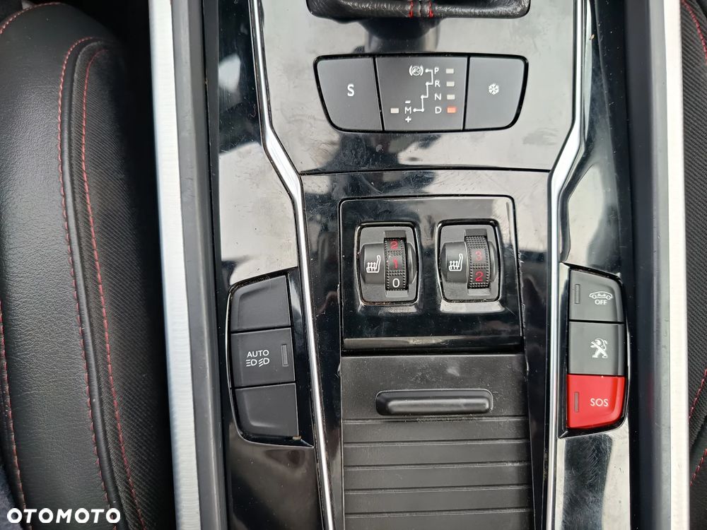Peugeot 508 BlueHDi 180 EAT6 Stop&Start GT - 23