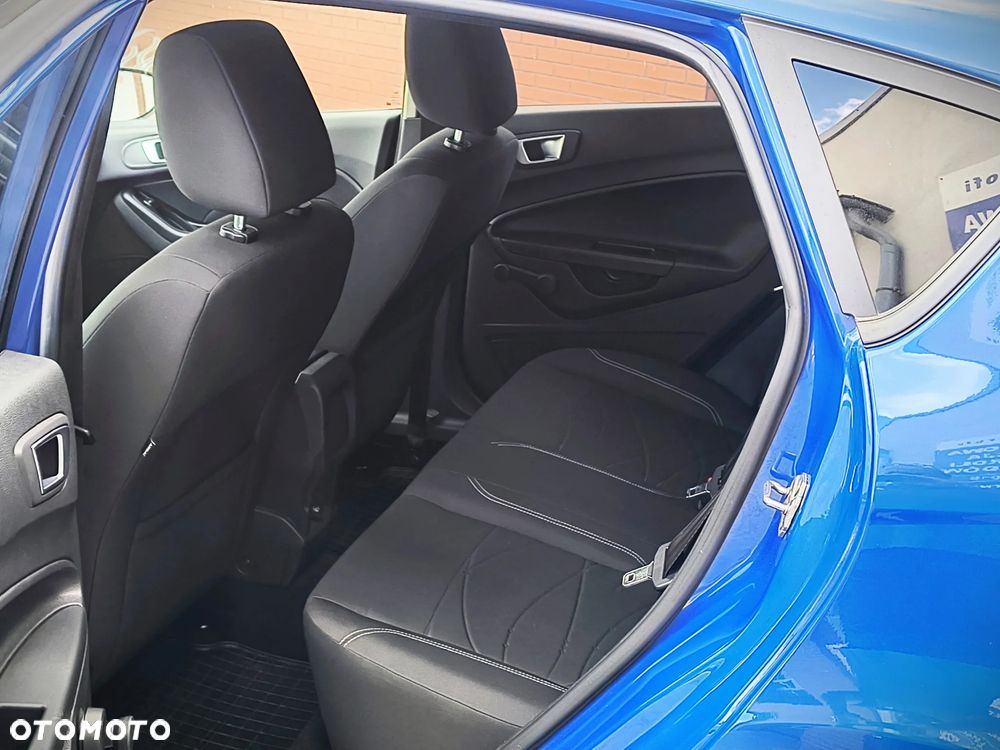 Ford Fiesta - 10