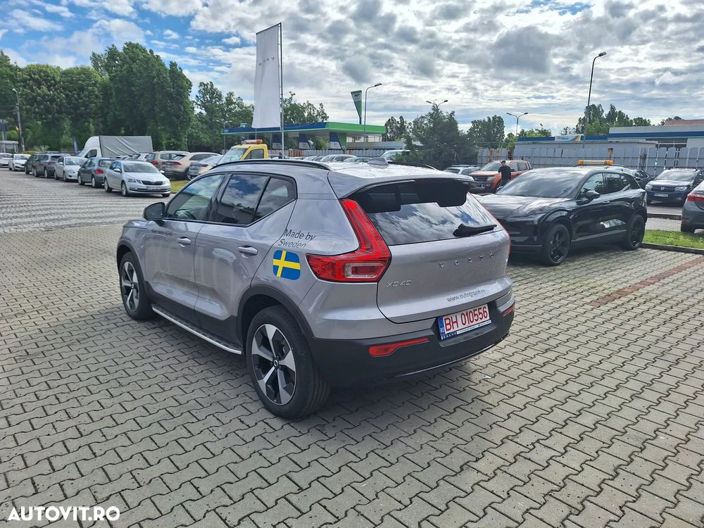 Volvo XC 40 B4 AT FWD MHEV Ultimate Dark - 14