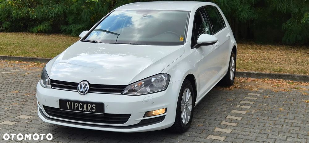 Volkswagen Golf 1.6 TDI Trendline DSG - 8