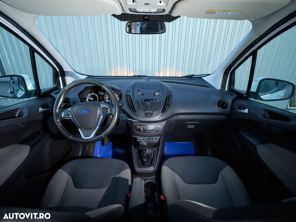 FORD Tourneo Courier 2019 — imagine 9