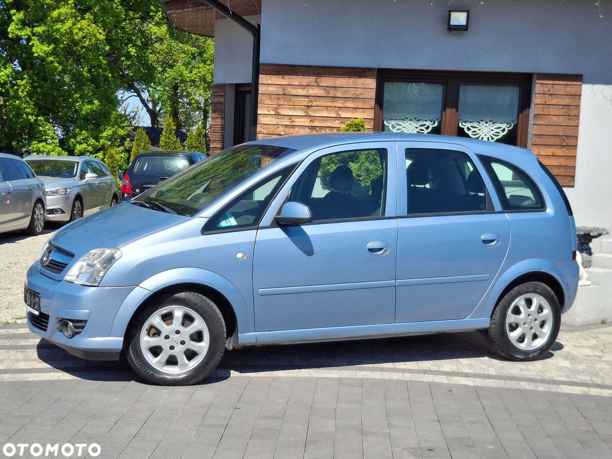 Opel Meriva 1.6 Essentia - 10
