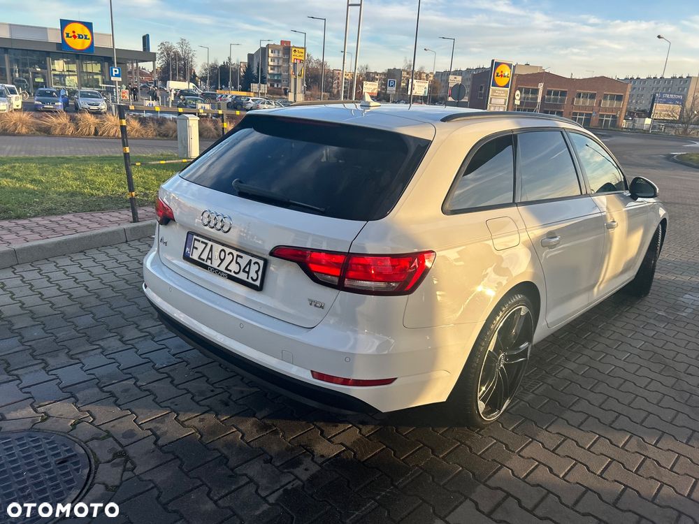 Audi A4 Avant 2.0 TDI S tronic - 11