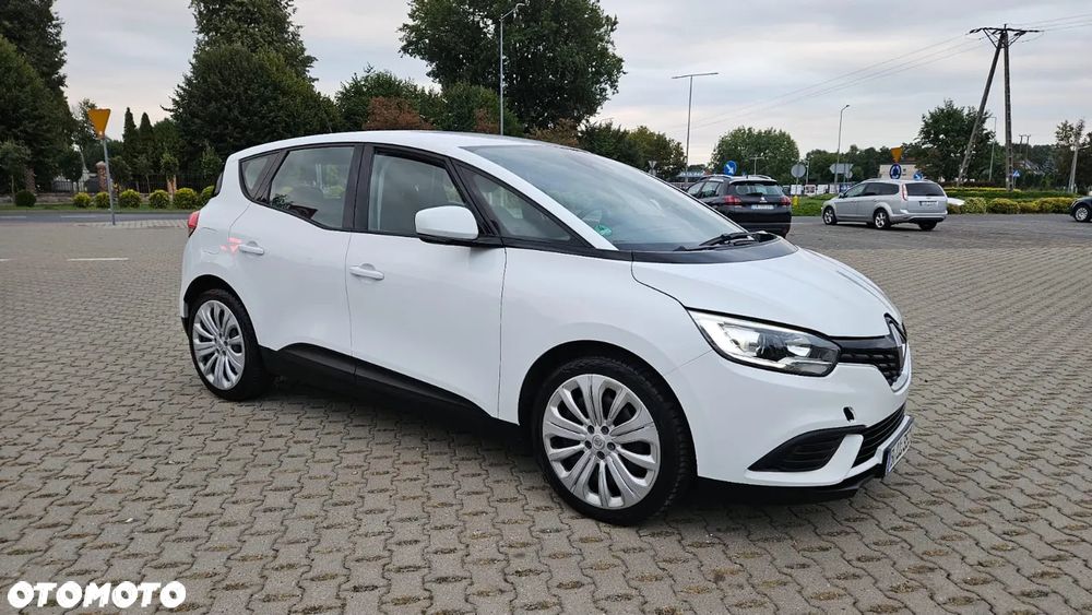 Renault Scenic - 8