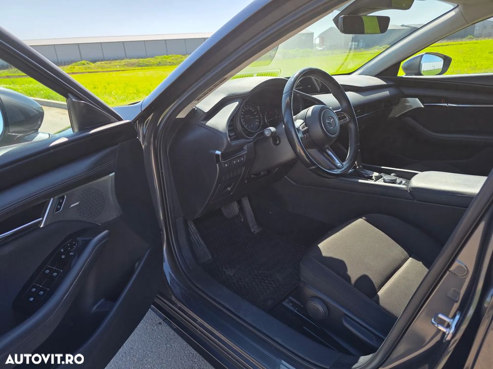 Mazda 3 e-Skyactiv G122 AT MHEV Plus - 8