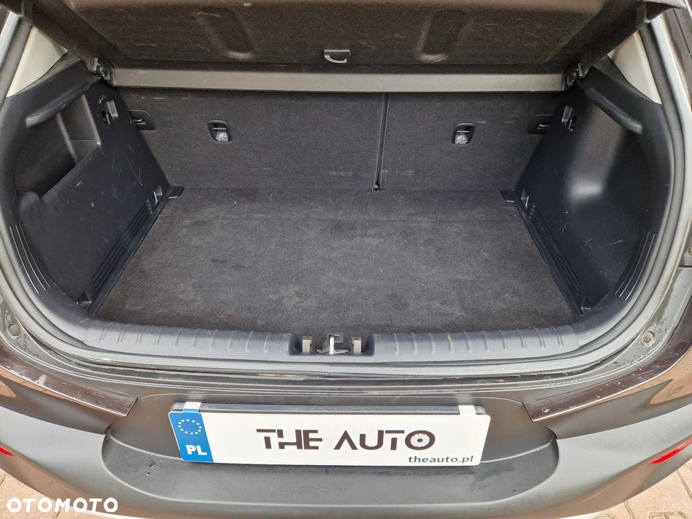 Kia Stonic 1.4 L - 13
