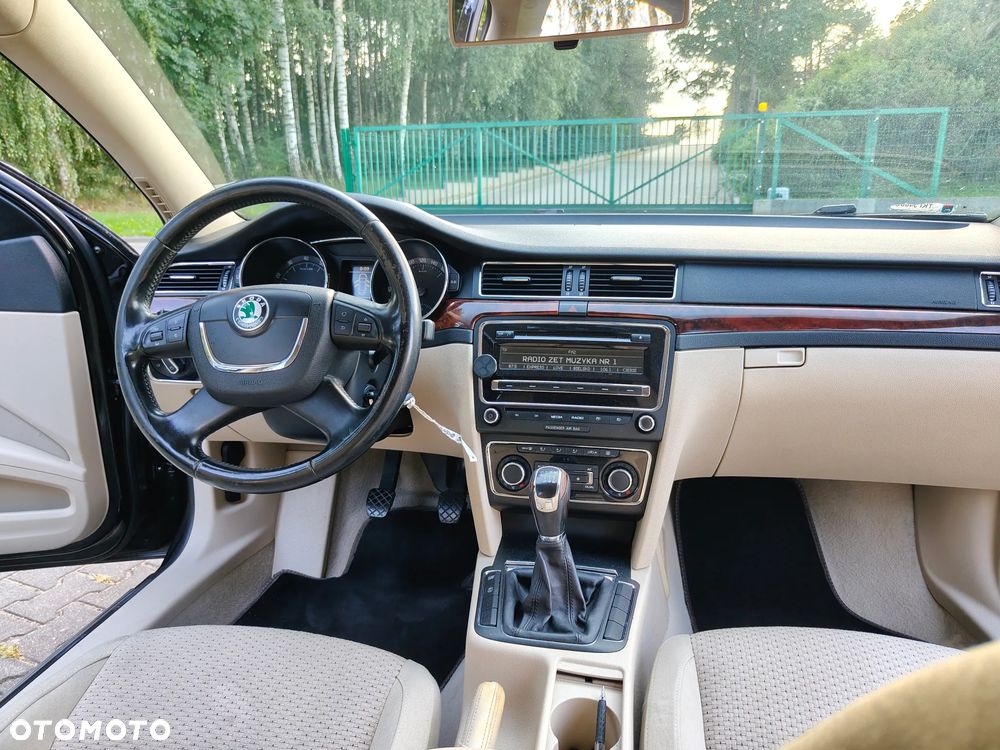 Skoda Superb 1.8 TSI Ambition - 19