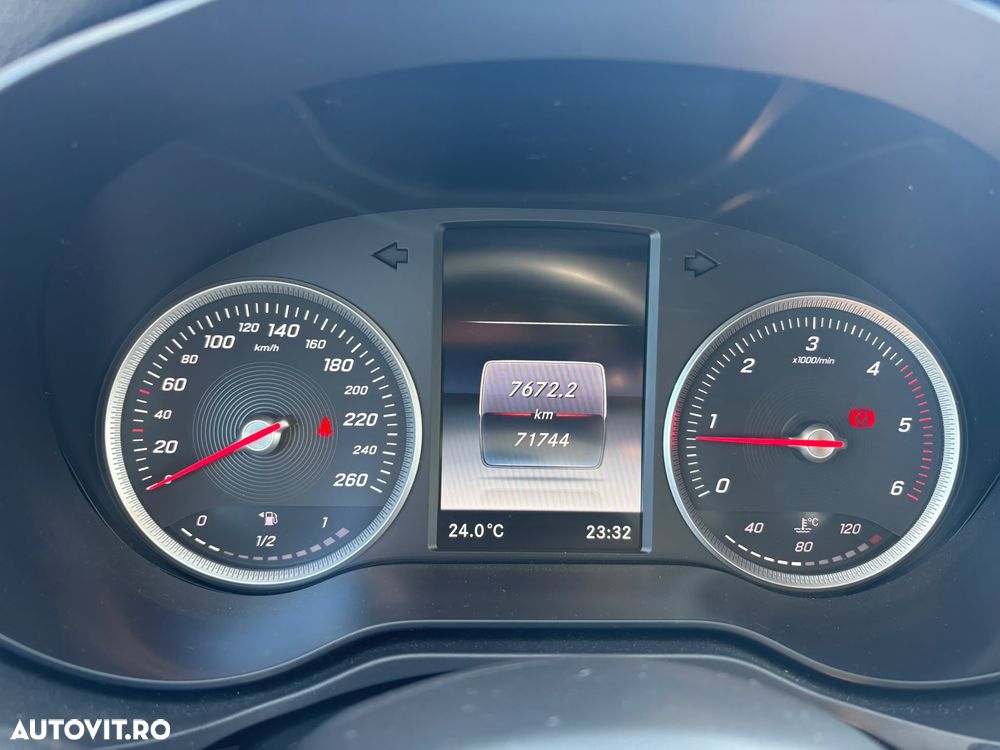 Mercedes-Benz X 220 d Pure - 9
