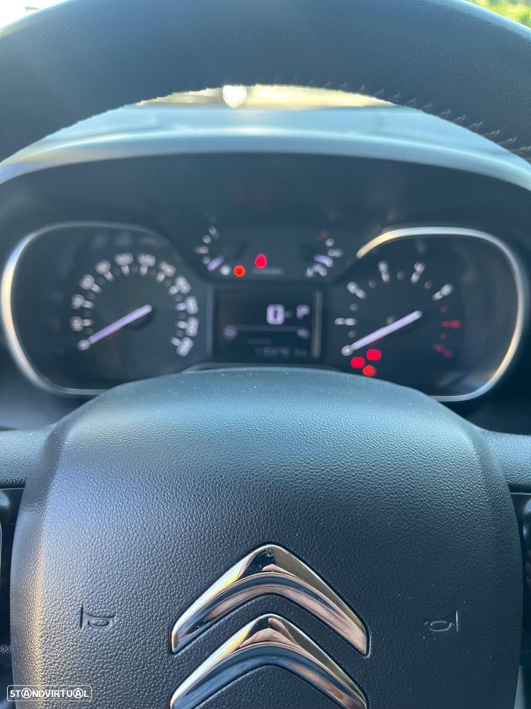 Citroën C3 Aircross 1.2 PureTech Shine EAT6 - 8