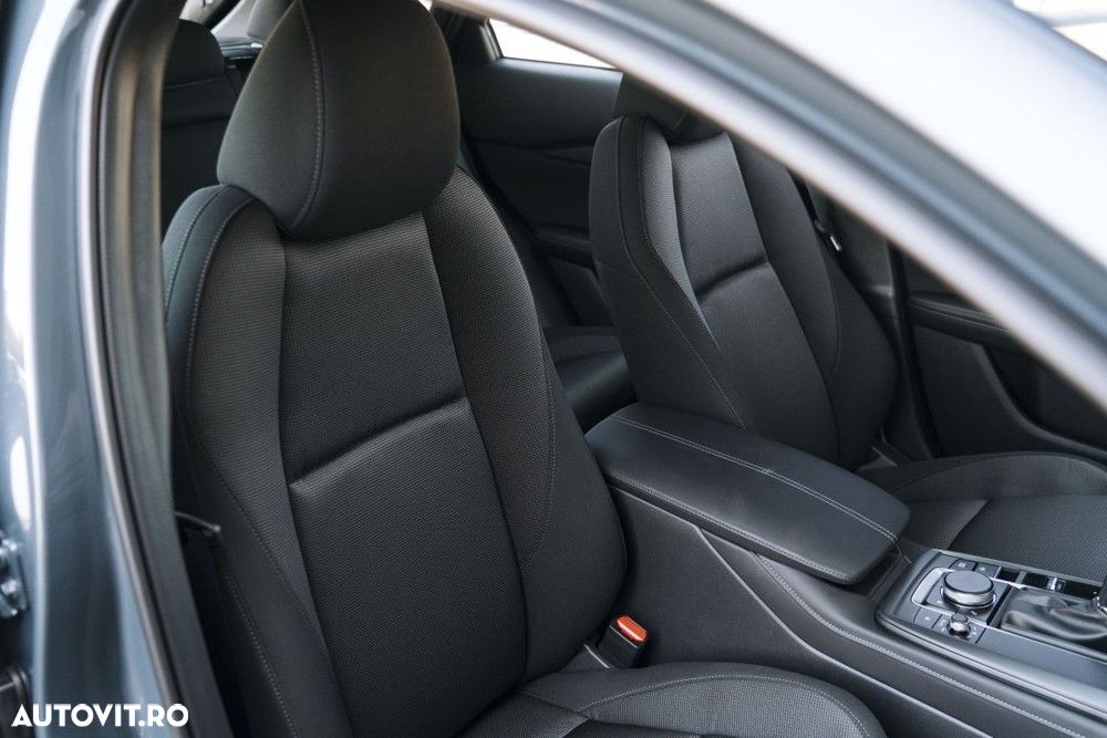 Mazda CX-30 - 12