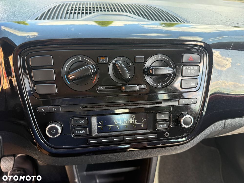 Volkswagen up! - 19