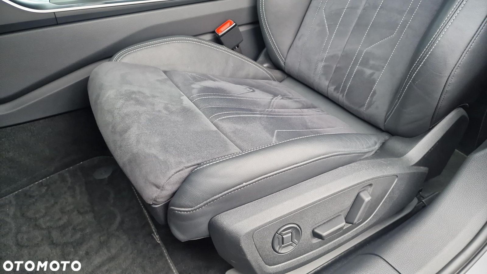 Audi A6 - 12