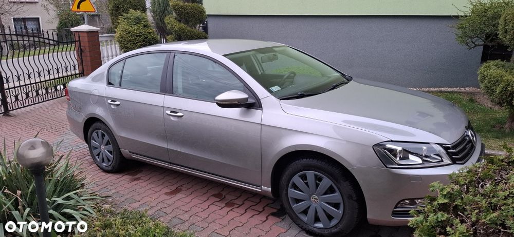 Volkswagen Passat - 3