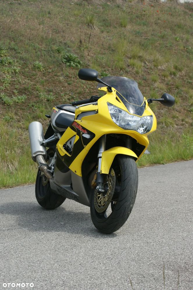 Honda CBR - 4