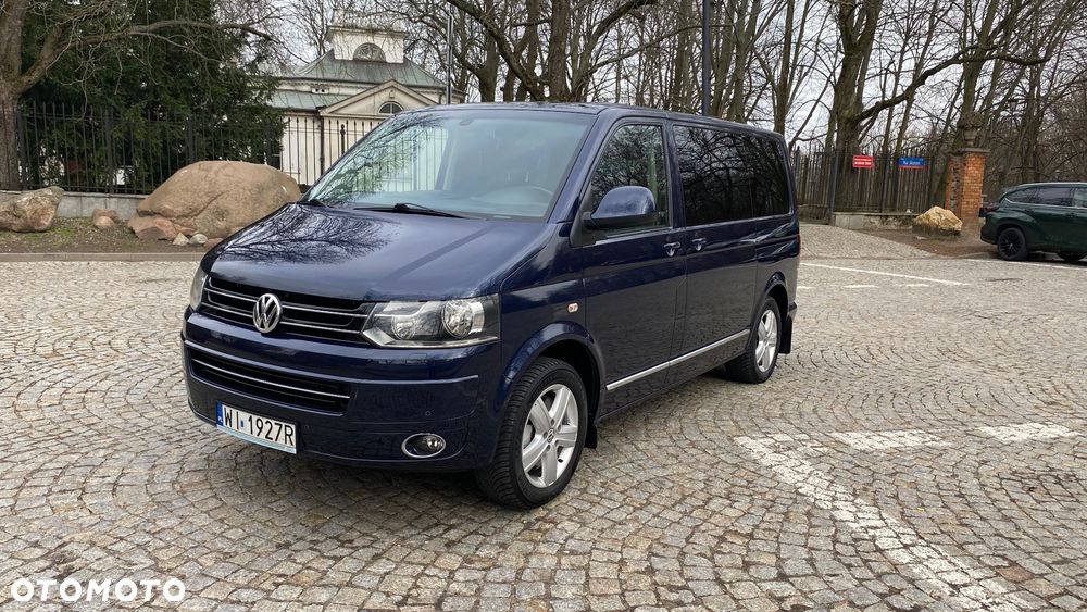Volkswagen Multivan - 1