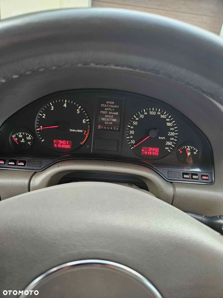 Audi A8 4.2 Quattro Tiptronic - 11