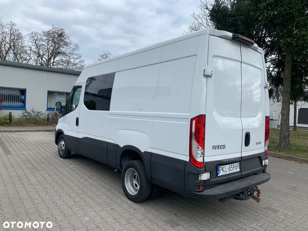Iveco 35-140 doka, 7 osób, bliźniaki, 2019r. - 4