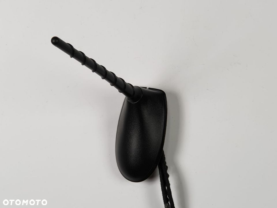 JEEP COMPASS 1.4T od 2018 roku . Antena Gps - 3