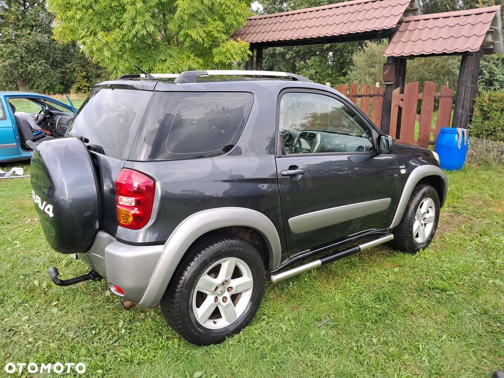 Toyota RAV4 - 3