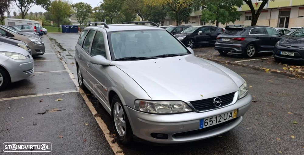 Opel Vectra Caravan 1.6 Elegance - 2