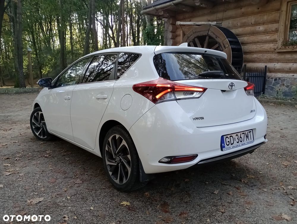 Toyota Auris 1.6 Comfort - 5