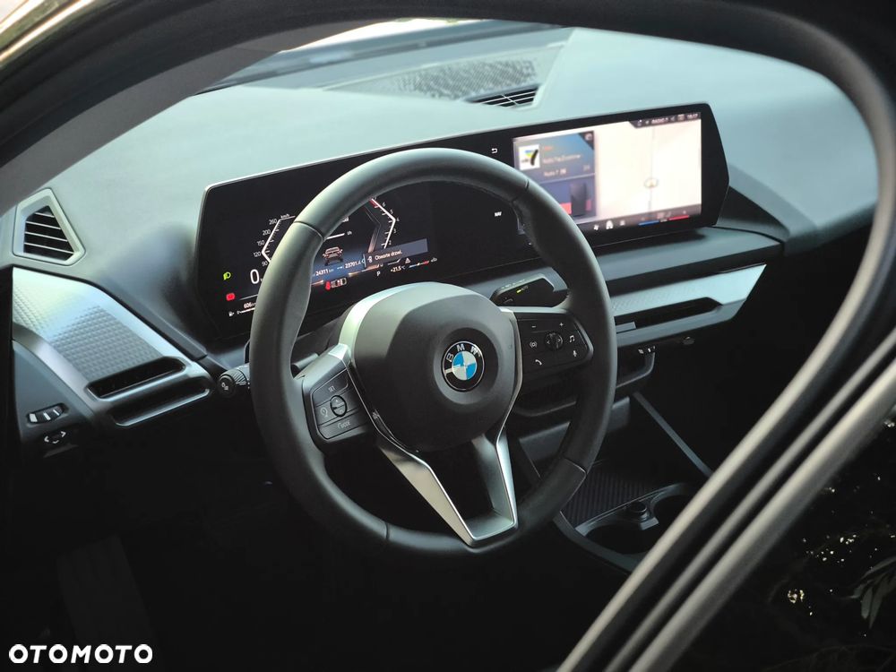 BMW Seria 2 220i mHEV - 28