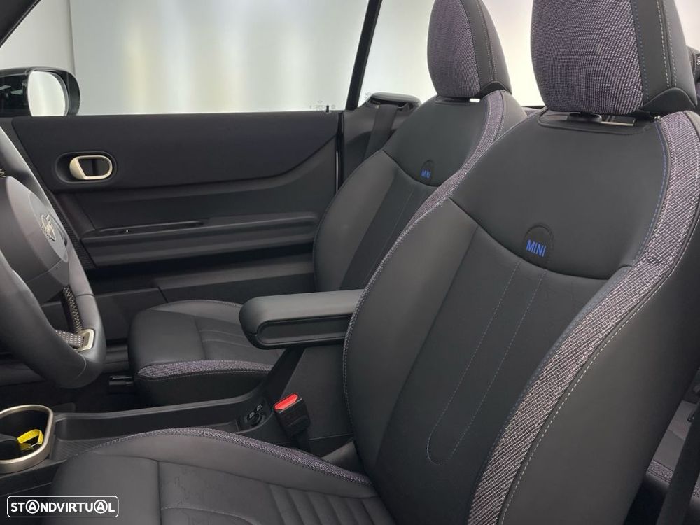MINI Cabrio C Classic - 18