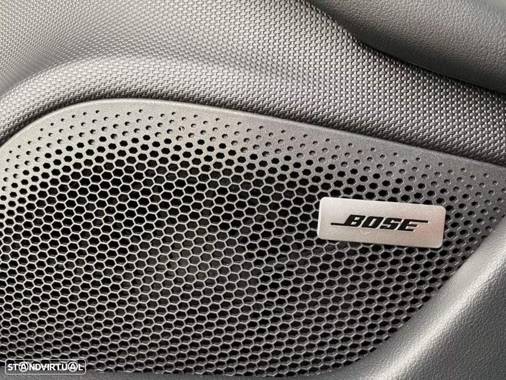 Porsche Taycan Sport Turismo - 19