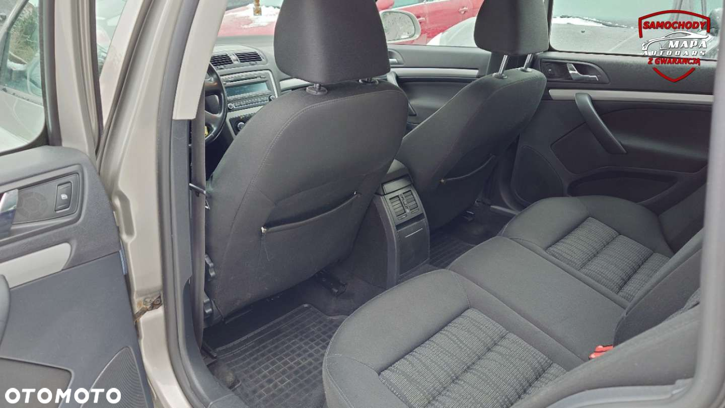 Skoda Octavia 1.4 TSI Ambiente DSG - 21