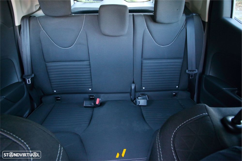Renault Clio 0.9 TCE Limited - 10