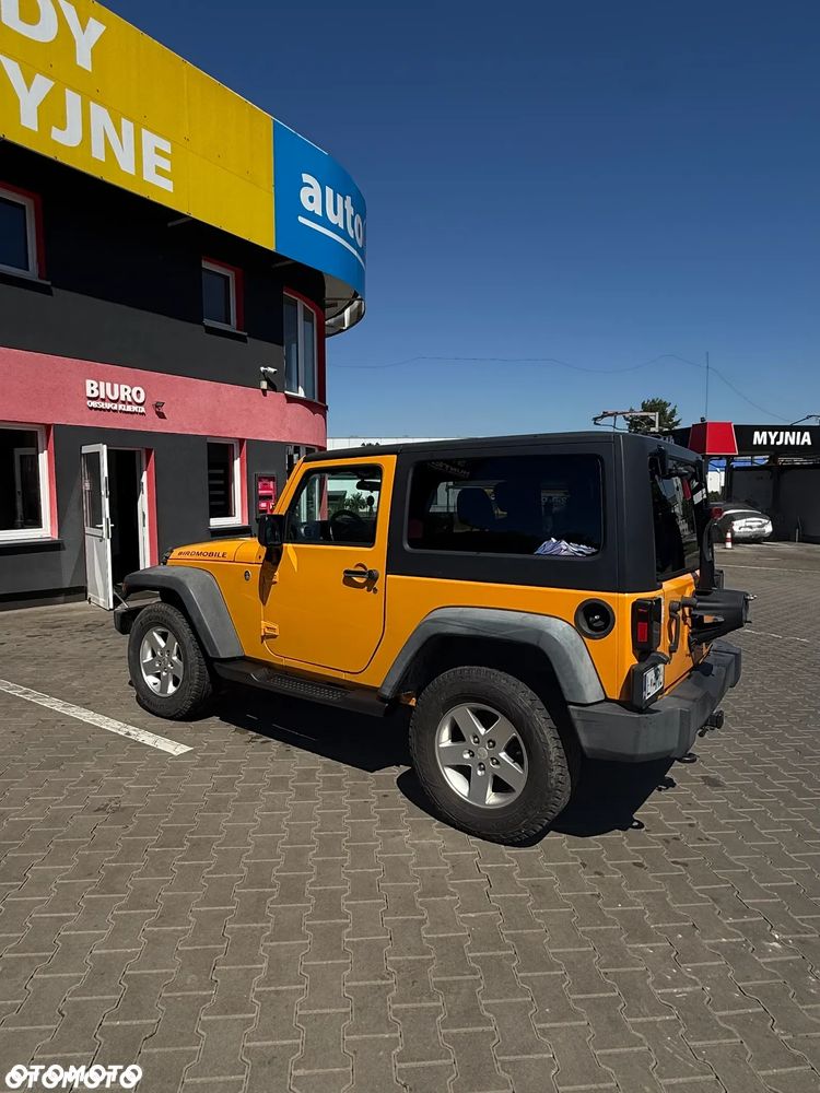 Jeep Wrangler - 4