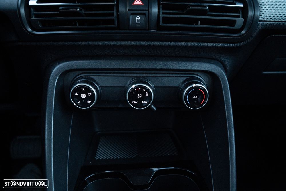 Citroën e-C3 PLUS - 13