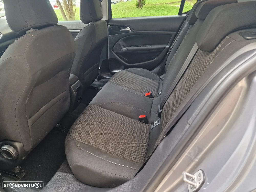 Peugeot 308 1.6 BlueHDi Style - 6