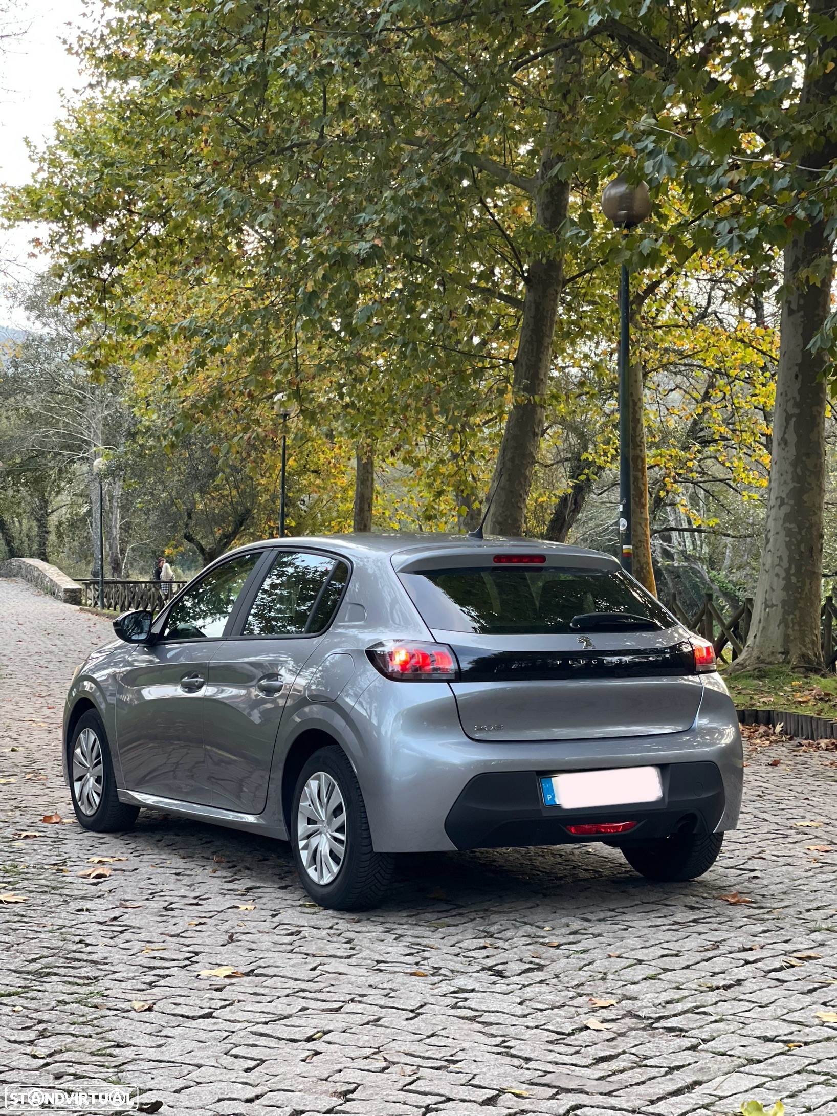 Peugeot 208 1.2 PureTech Active - 8