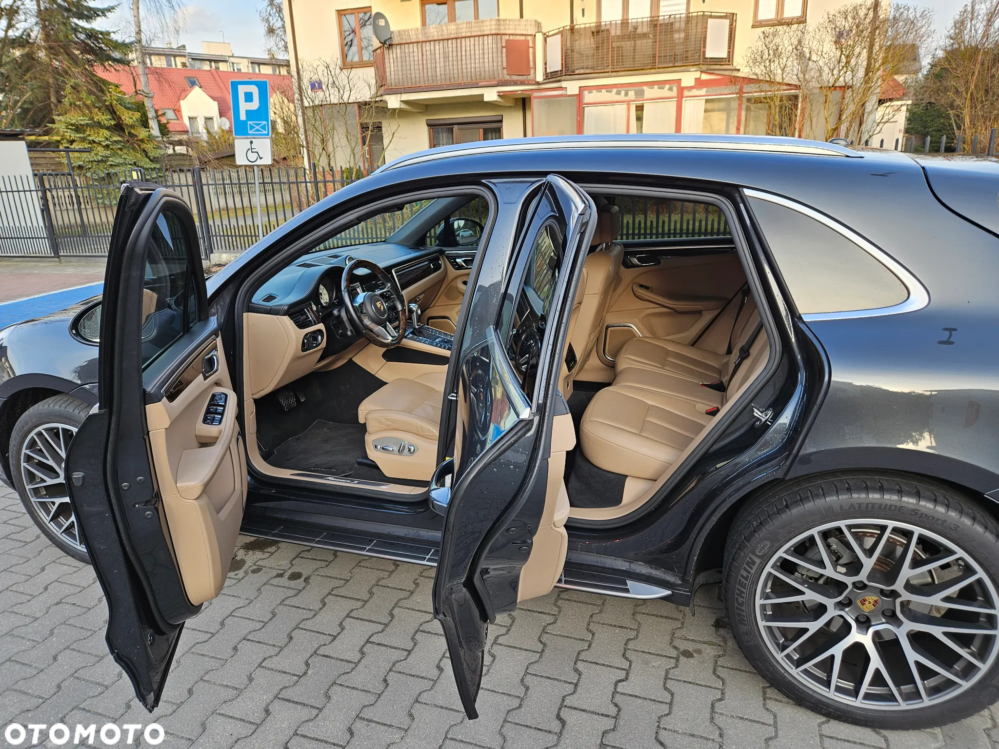 Porsche Macan S - 26