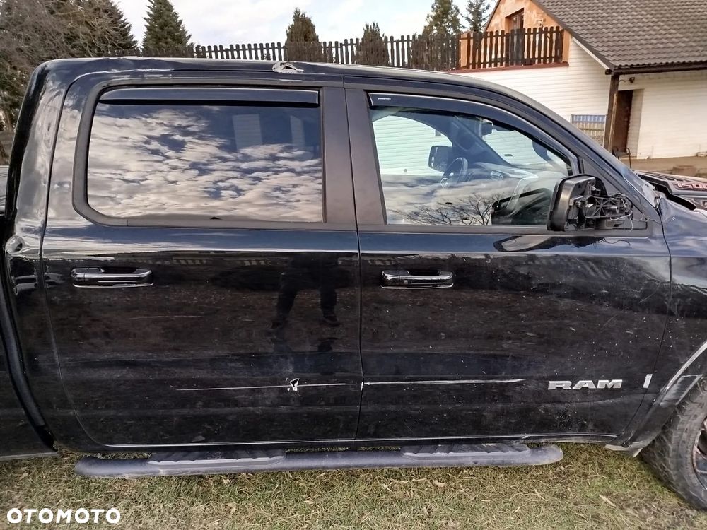 RAM 1500 Quad Cab Longbed Laramie - 24
