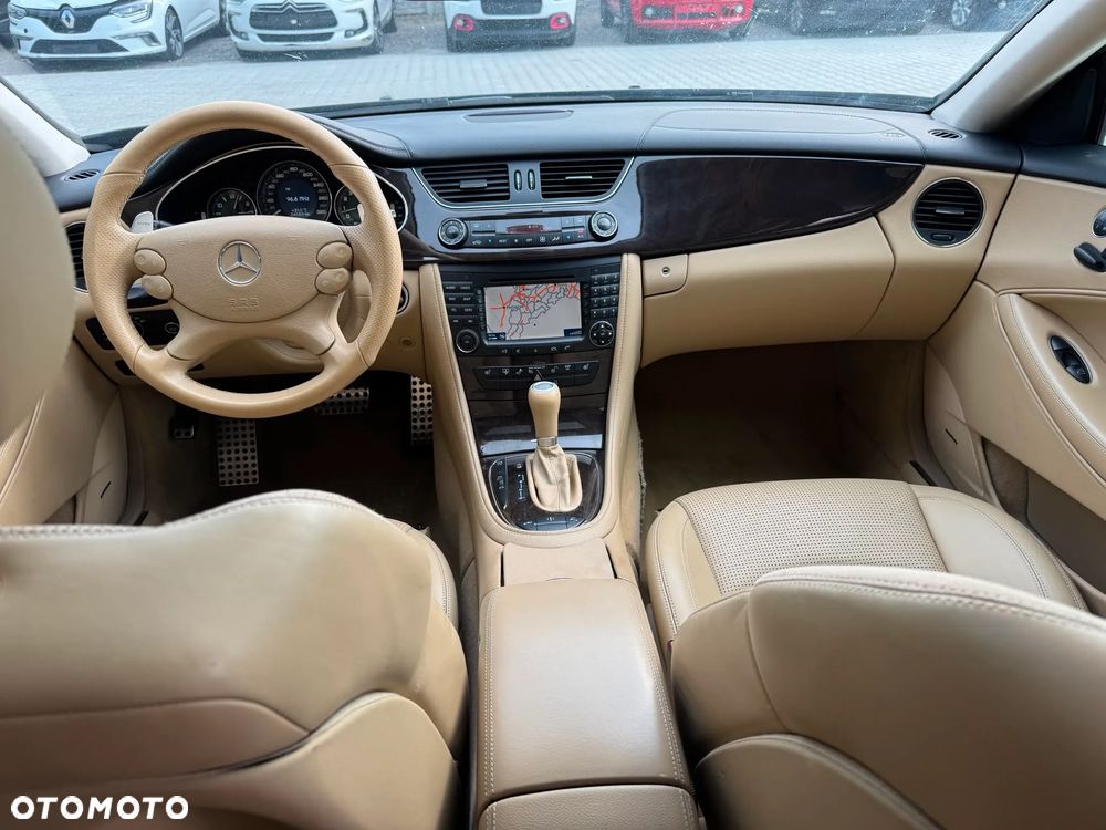 Mercedes-Benz CLS 63 AMG 7G-TRONIC - 19