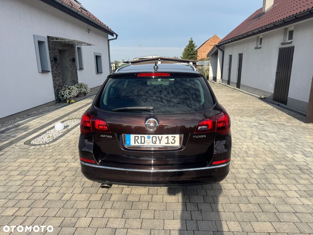 Opel Astra - 10