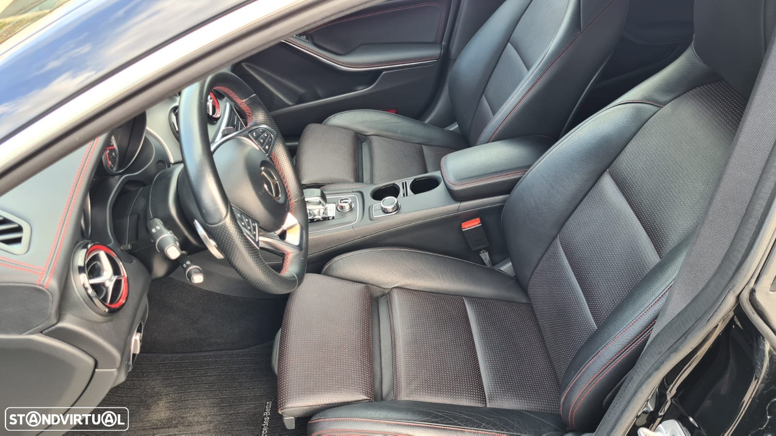 Mercedes-Benz CLA 45 AMG Shooting Brake 4-Matic - 15