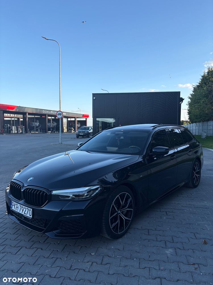 BMW Seria 5 530d xDrive mHEV - 5