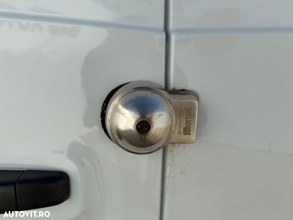 Renault Trafic 2.0 Blue dCi 120 Furgon Cabina Dubla L2H1 Authentique - 13