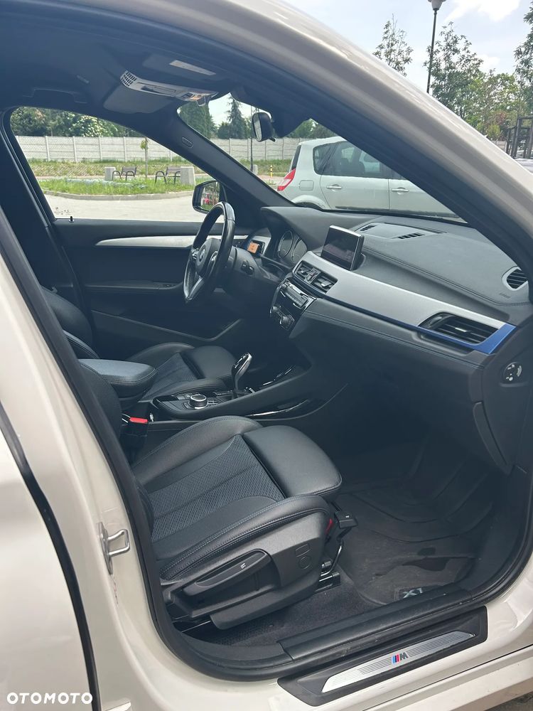 BMW X1 sDrive18i - 10