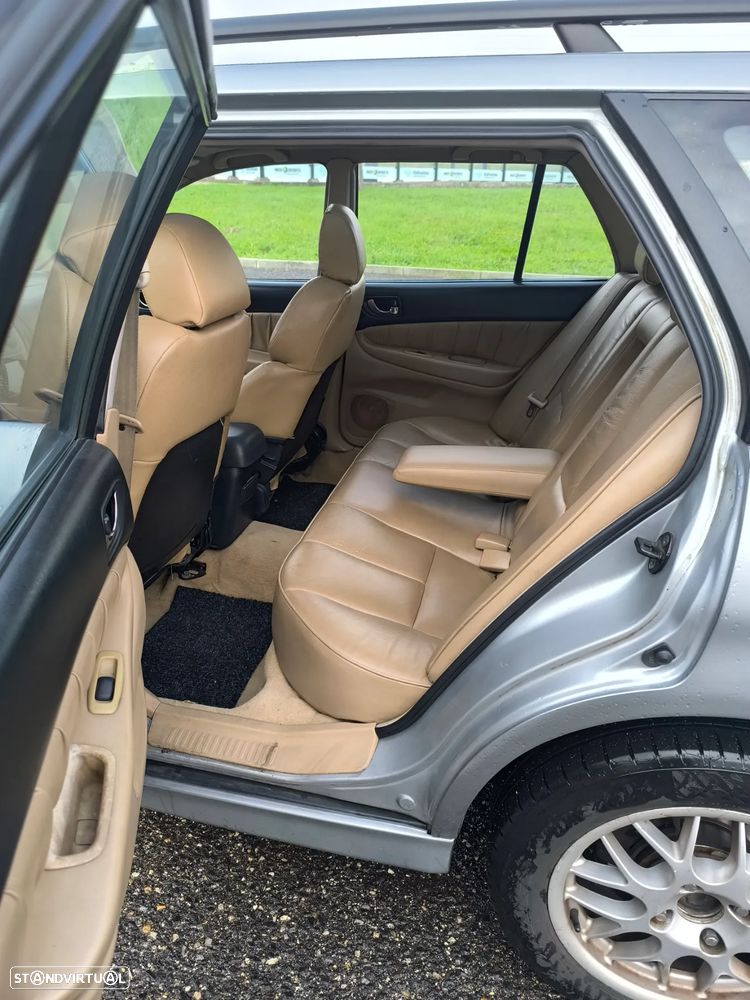 Mitsubishi Galant 2.5 V6 - 8