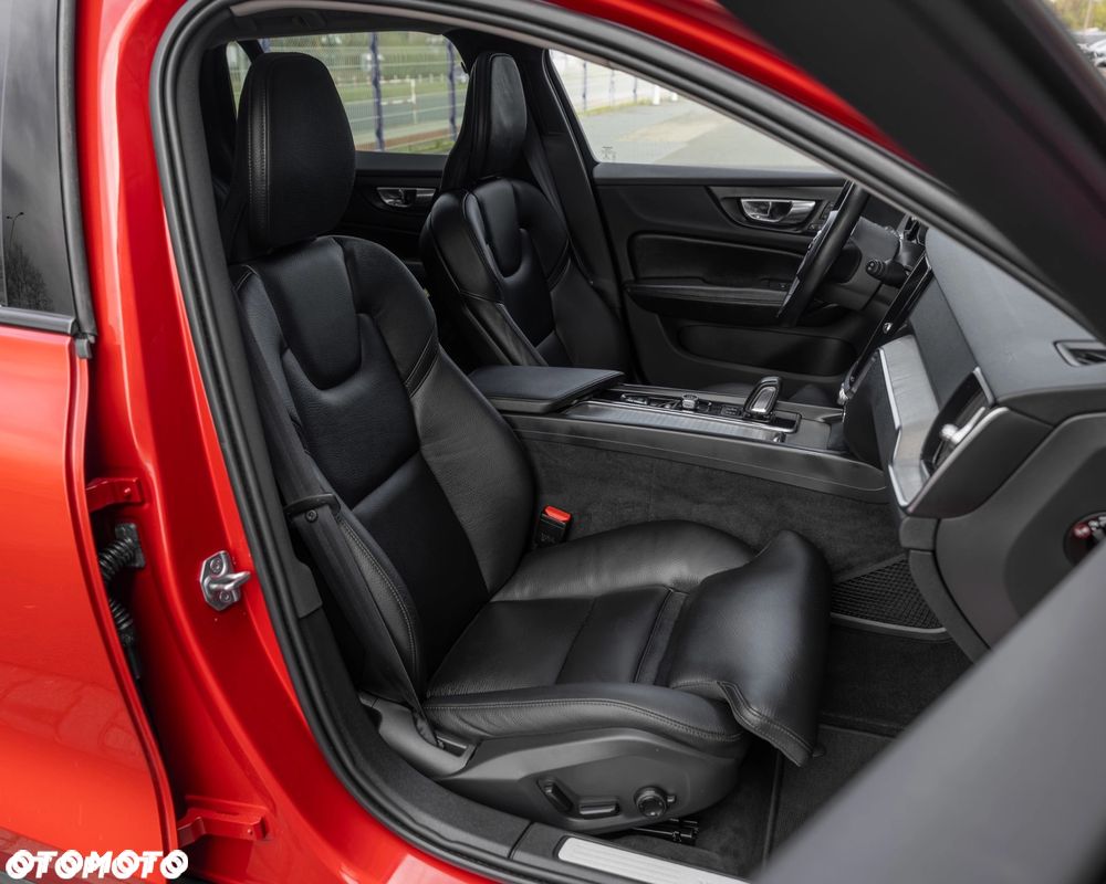 Volvo V60 Cross Country T5 AWD Geartronic Pro - 18
