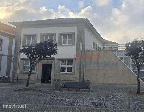 Loja de Comércio de Rua no Centro da Póvoa de Varzim | 550.000 € - Grande imagem: 2/10