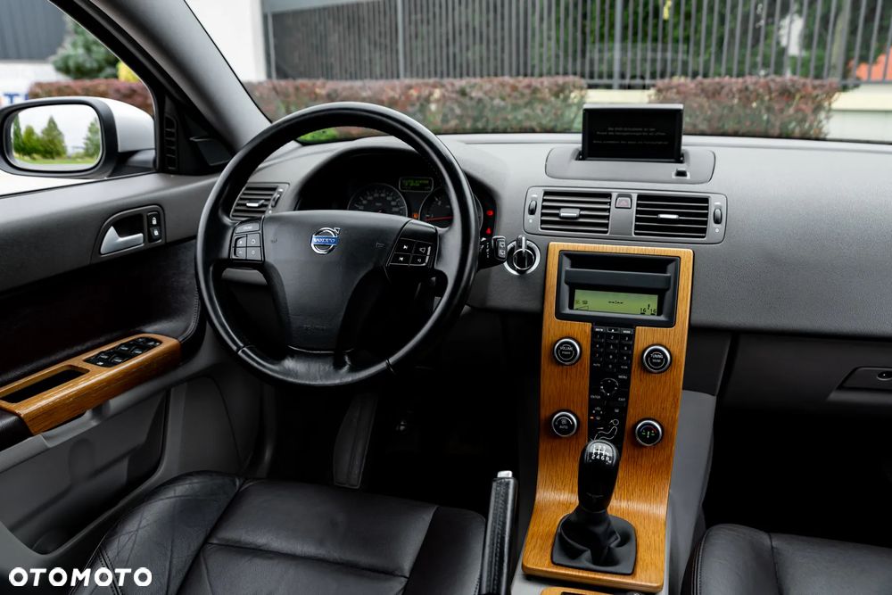 Volvo V50 D5 DPF Momentum - 26