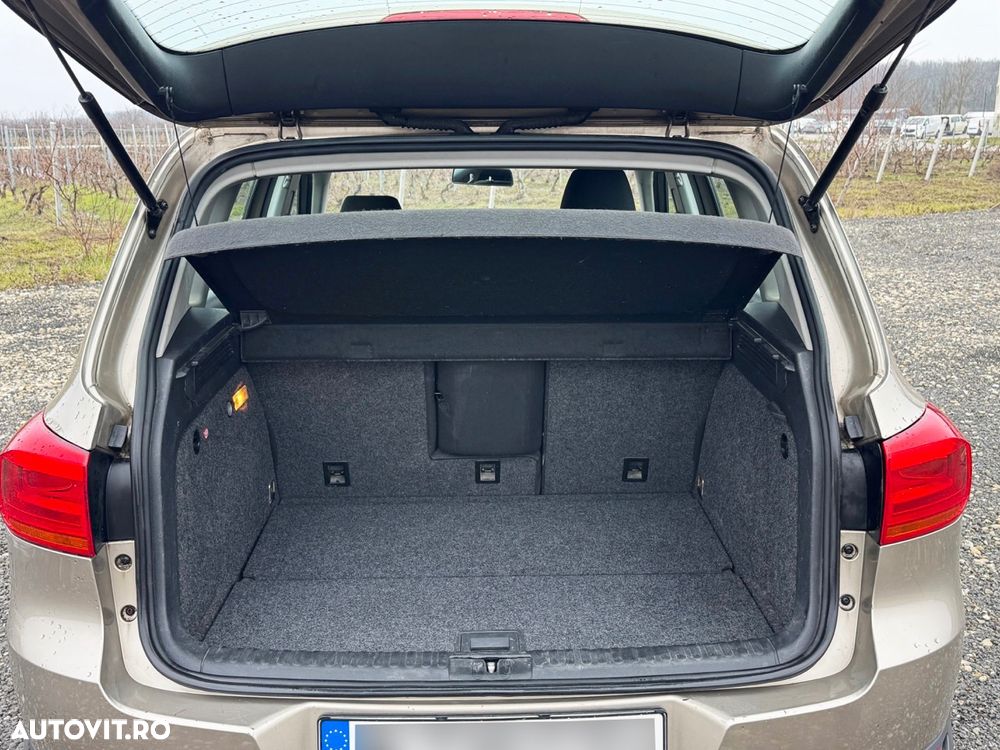 Volkswagen Tiguan - 7