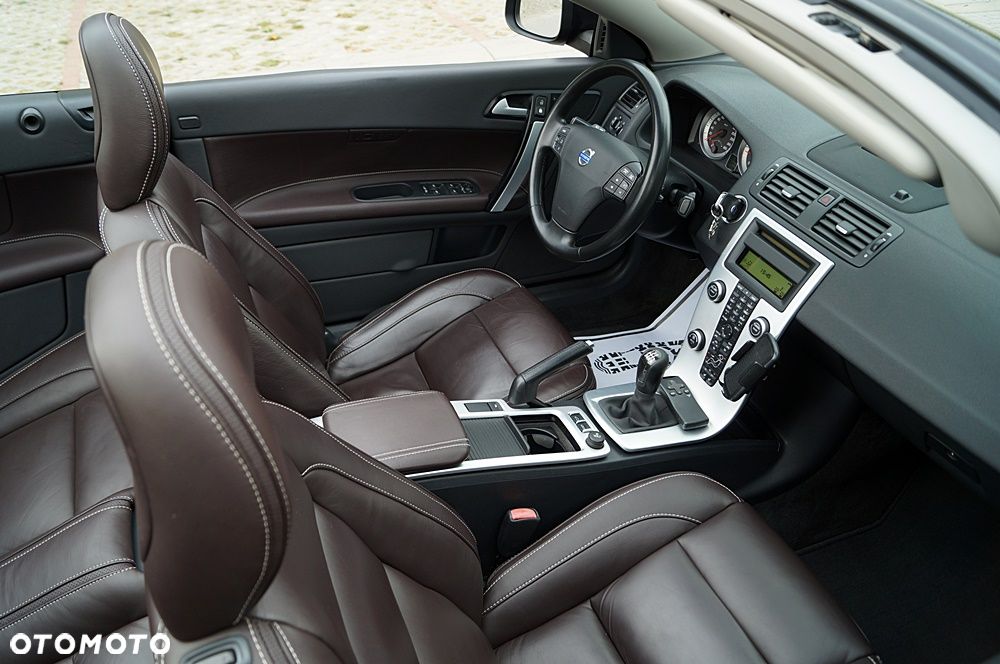 Volvo C70 D4 Summum - 27