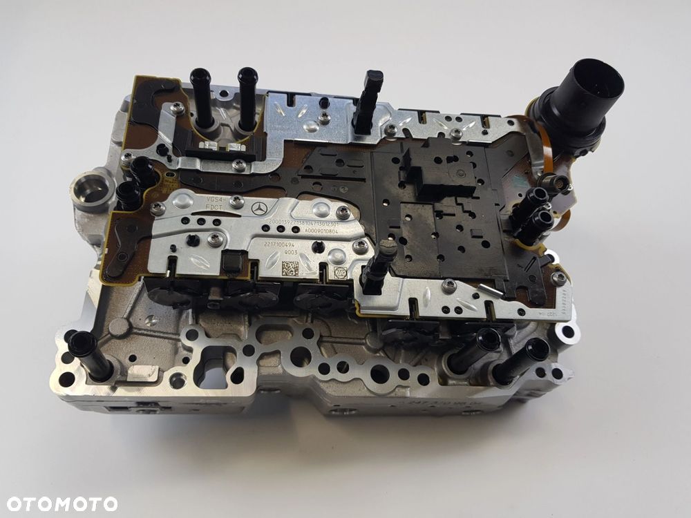 NOWY STEROWNIK MECHATRONIKA SKRZYNI BIEGÓW MERCEDES-BENZ W247 X247 W177 GLA CLA B-KLASA R2473771000 A2473704200 A0009010 - 3