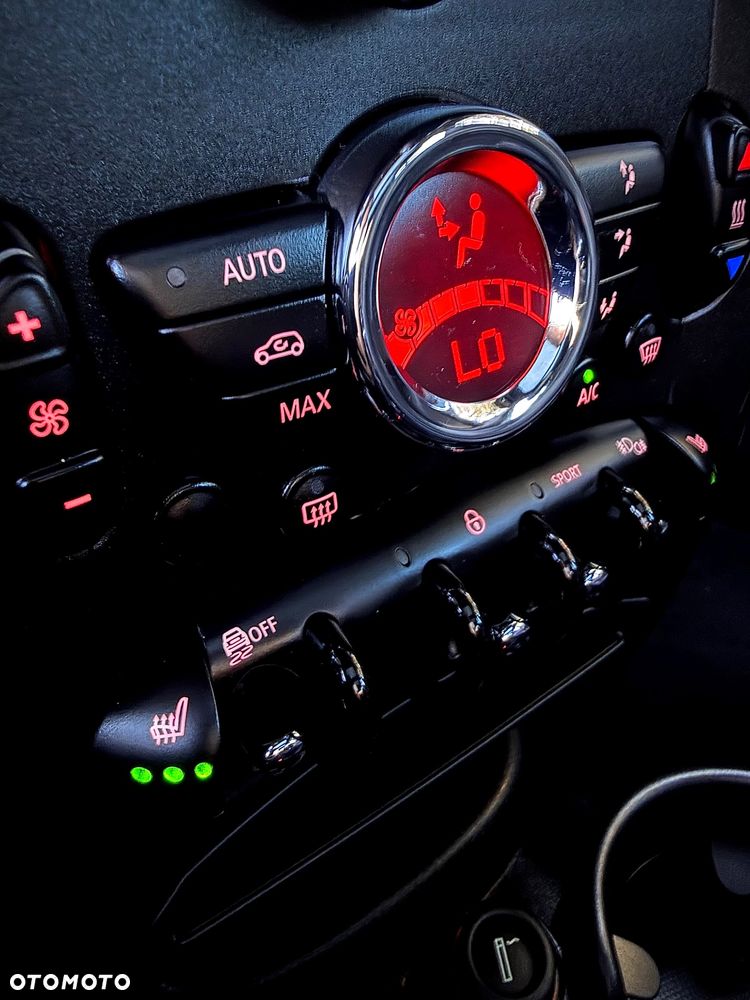 MINI John Cooper Works - 38